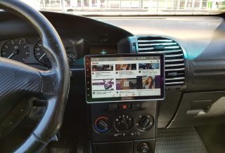 L’autoradio avec écran rétractable