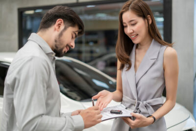 achat d'une voiture chez un concessionnaire